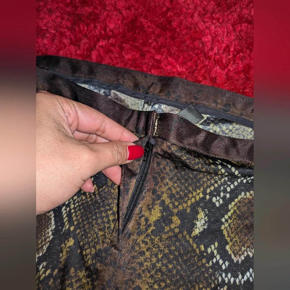 4S. NWOT VERSACE BROWN PYTHON PRINT TROUSERS SIZE IT 38 / US 2